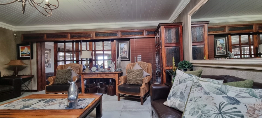 5 Bedroom Property for Sale in Dan Pienaar Free State